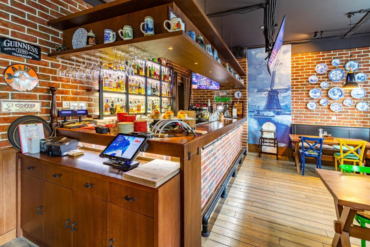 Petros Hotel Bukovel Bagian luar foto