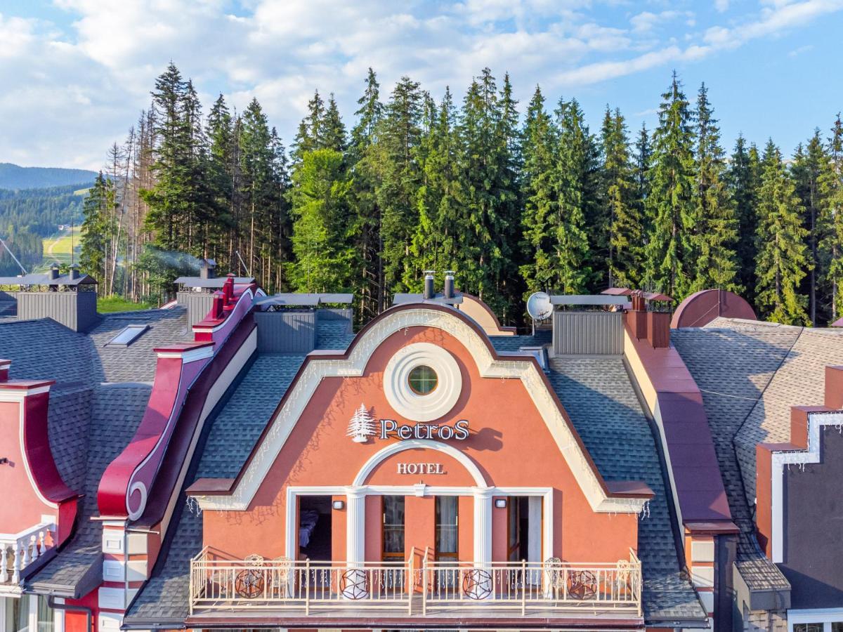 Petros Hotel Bukovel Bagian luar foto